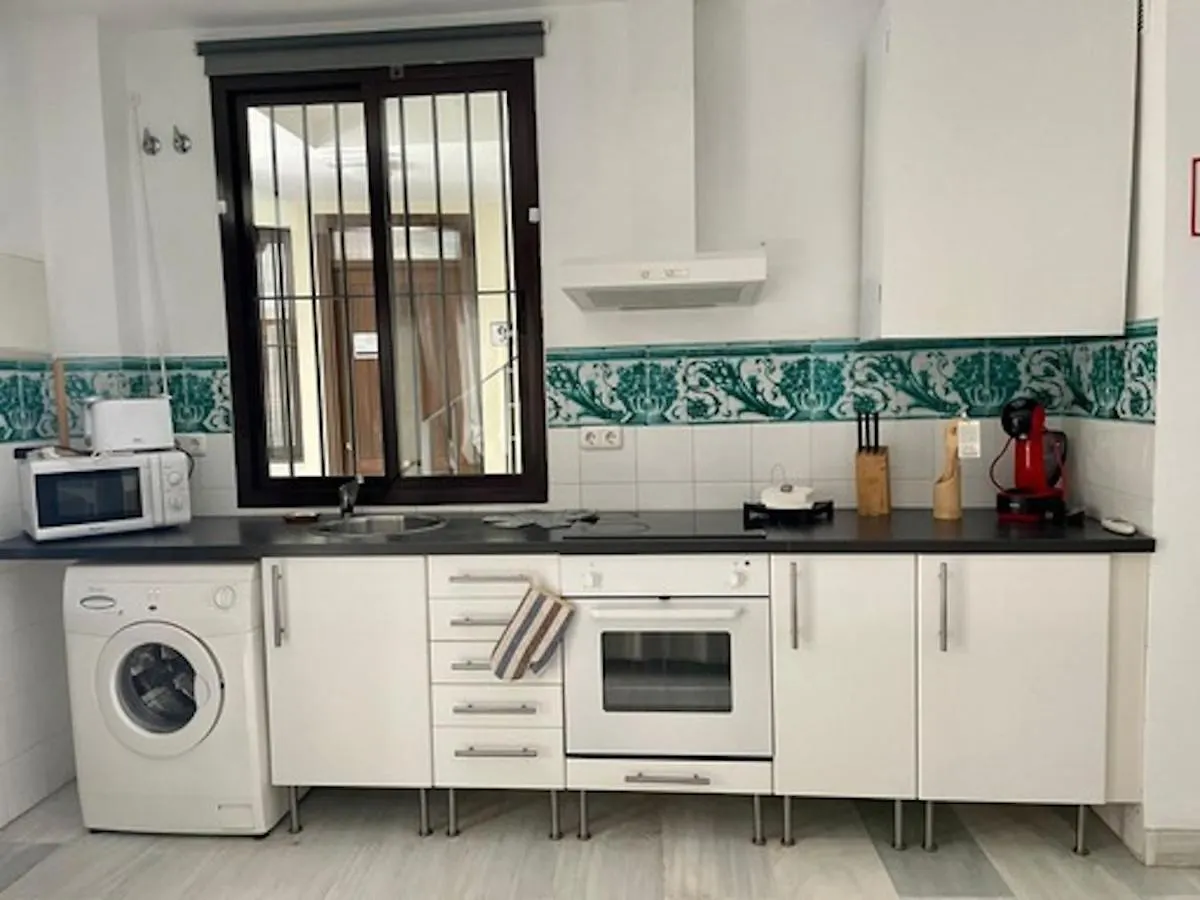 Holidays2Malaga Jinetes Junto Casco Historico & Parking Apartment 0*, Malaga Spain